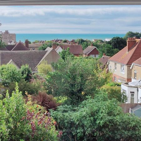 Bexhill Sea Stay Flat 2 Екстериор снимка