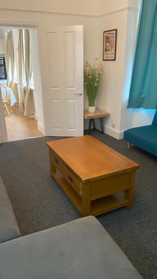Bexhill Sea Stay Flat 2 Екстериор снимка