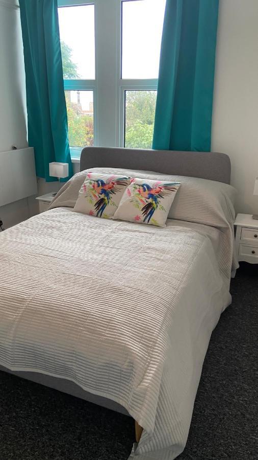 Bexhill Sea Stay Flat 2 Екстериор снимка