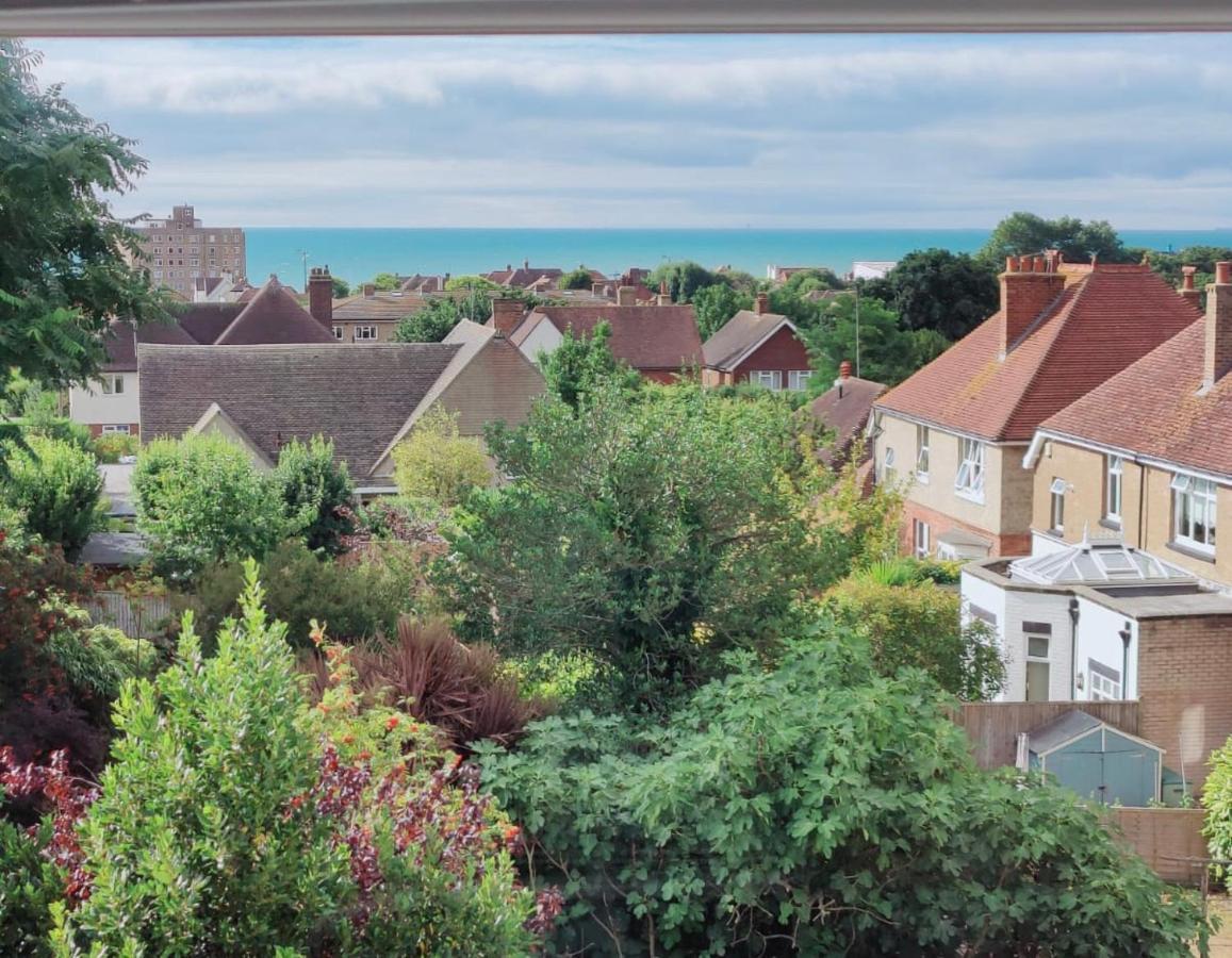Bexhill Sea Stay Flat 2 Екстериор снимка